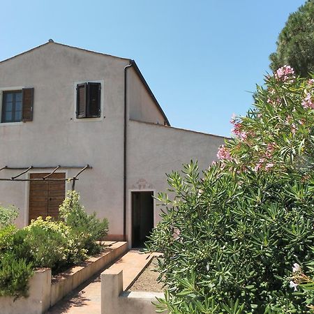 Affittacamere Il Caminetto Portoferraio Buitenkant foto
